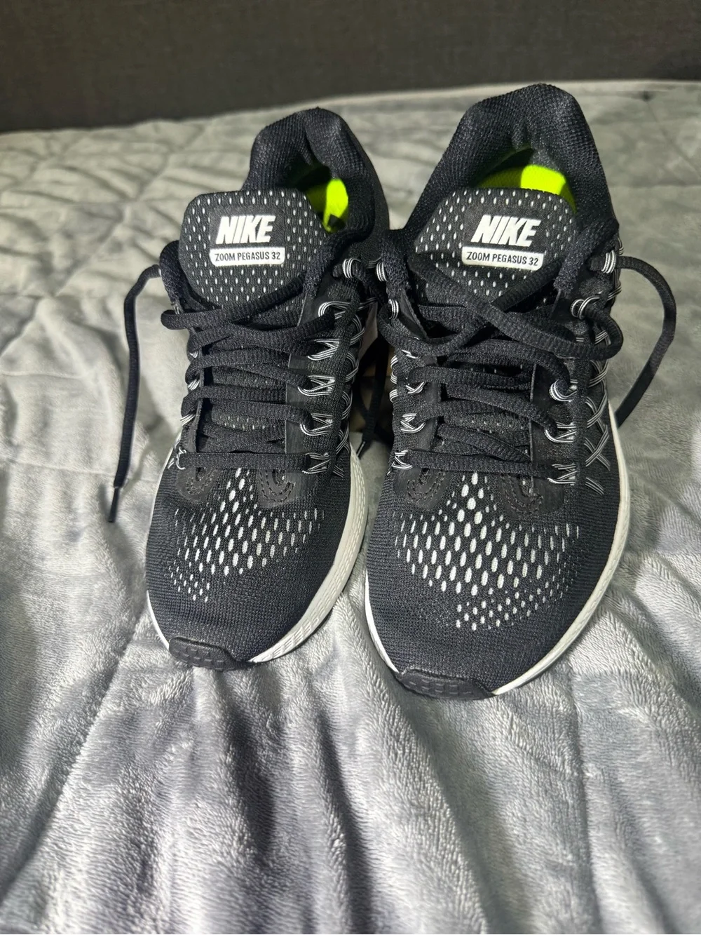 Nike Black and Neon Yellow Zoom Pegasus 32 Sneakers